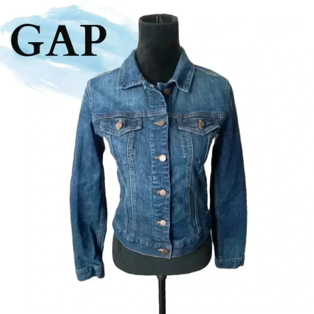 GAP jean jacket women’s size XS LIKE NEW denim jacket darker wash preppy classic